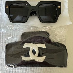 Double C C sunglasses and fur hair clip - new in packaging.